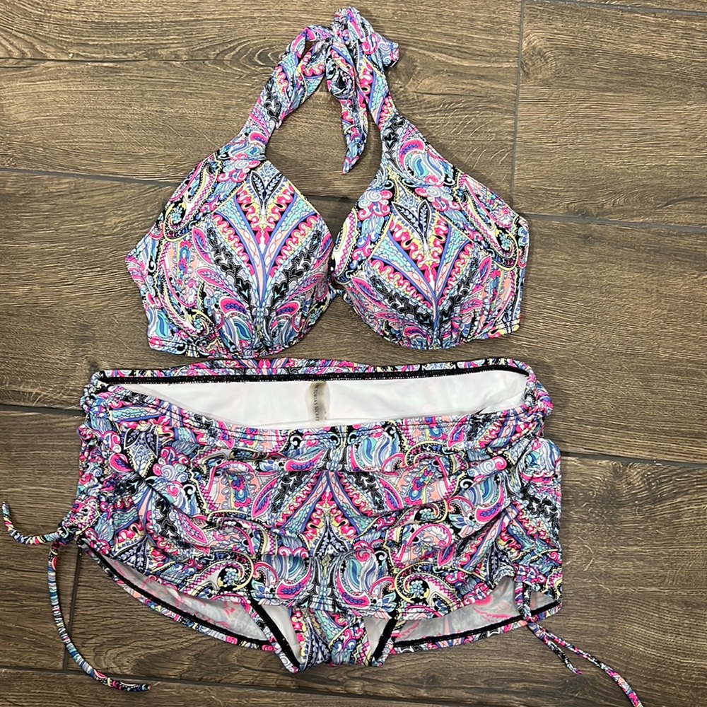 Victoria Secrets Halter Bikini Set - Top padded 34 DD Bottoms S